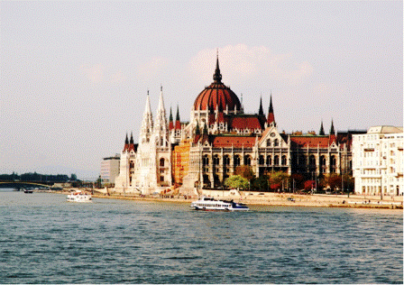 Tòa nhà Quốc hội - một kỳ quan của Hungari