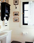 sạch và sáng với sắc trắng trong phòng tắm