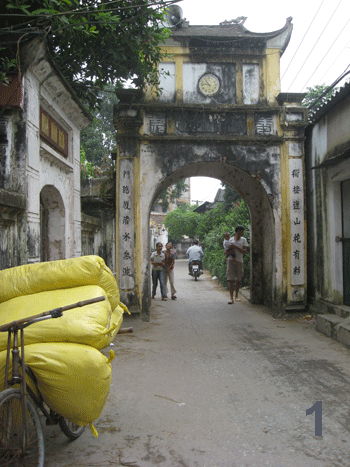 trầm mặc cự đà