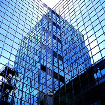 Kính - vật liệu của những giấc mơ huy hoàng