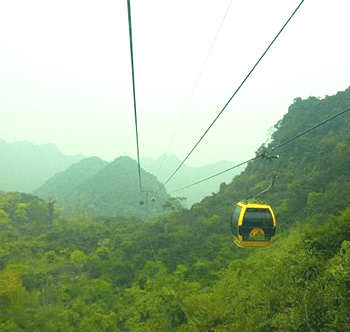 Ban Tổ chức hội Chùa Hương nói một đằng, dân làm một nẻo