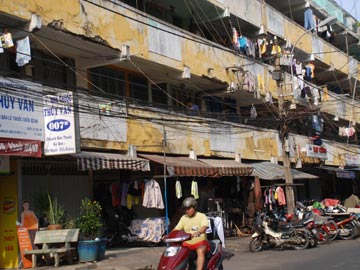 Phập phồng cùng... chung cư cũ: Loay hoay khai tử