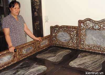 Long sàng - Giường của Vua khảm ngọc