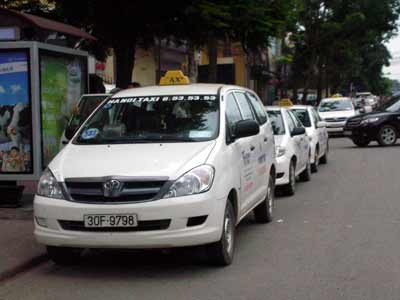 sở gtvt thúc giảm cước, doanh nghiệp taxi chần chừ kêu lỗ