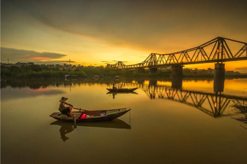 Cầu Long Biên