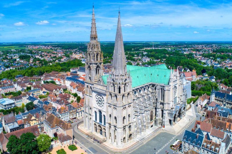 nhà thờ đẹp nhất thế giới Chartres