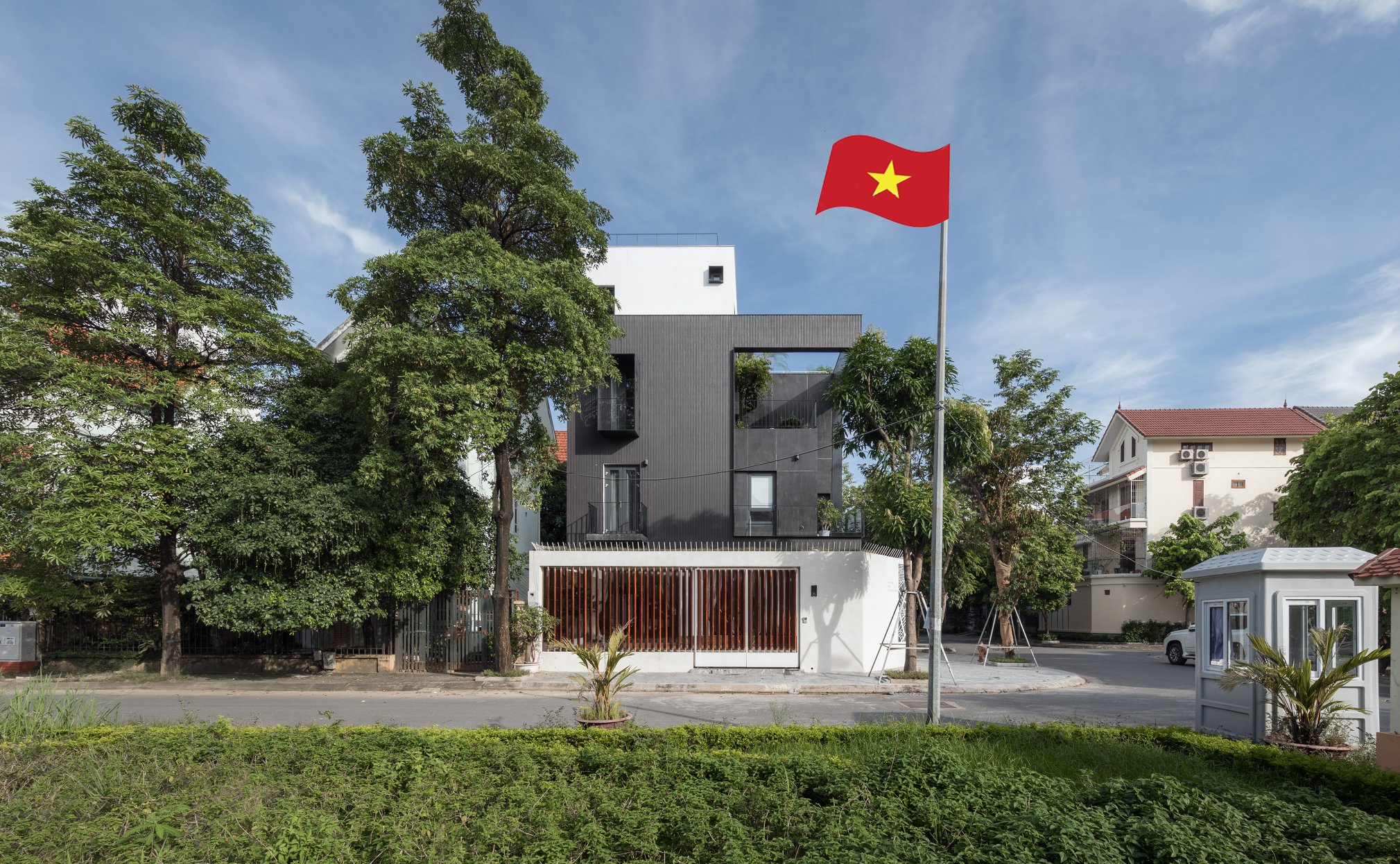BW House