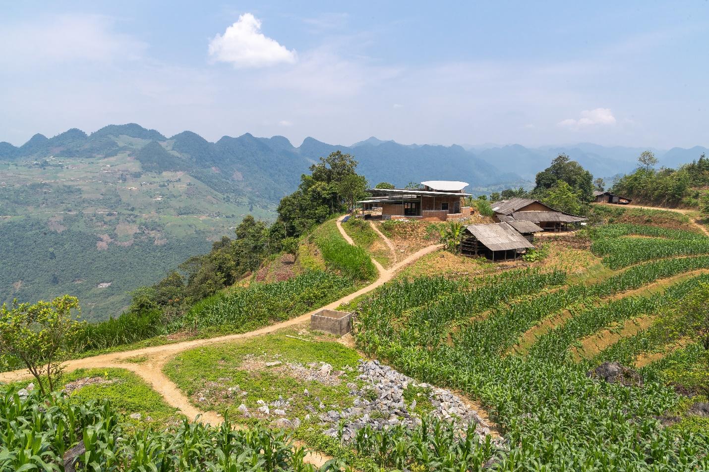 công trình của KTS Hoàng Thúc Hào Trường Lũng Vài