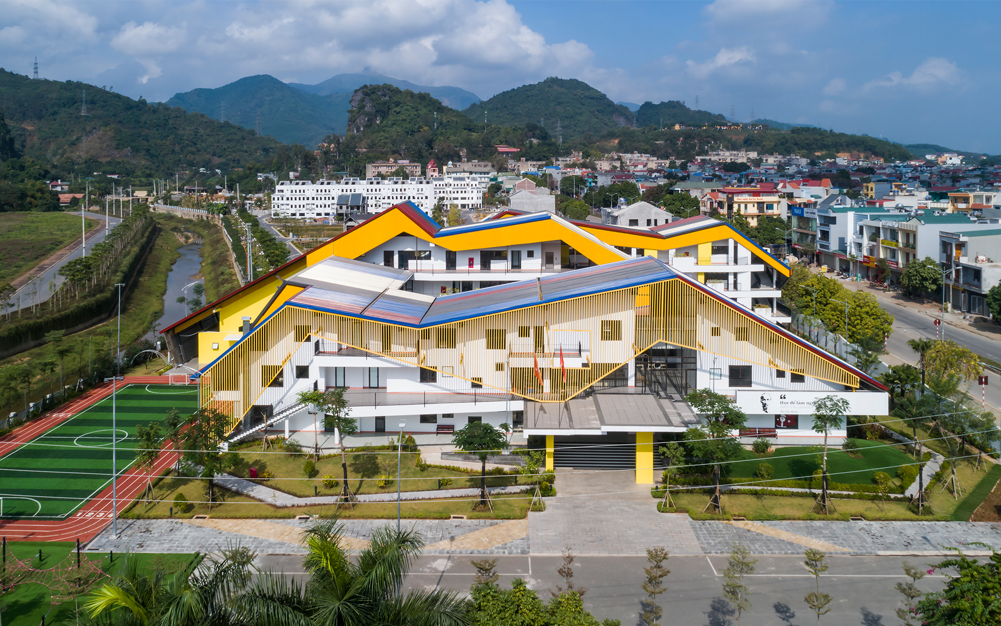 công trình của KTS Hoàng Thúc Hào Trường Mầm non và Tiểu học Dạ Hợp