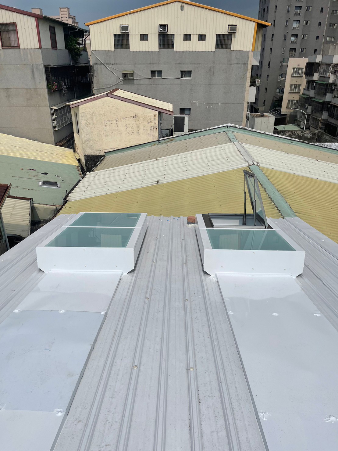 lưu ý làm giếng trời cho nhà ống