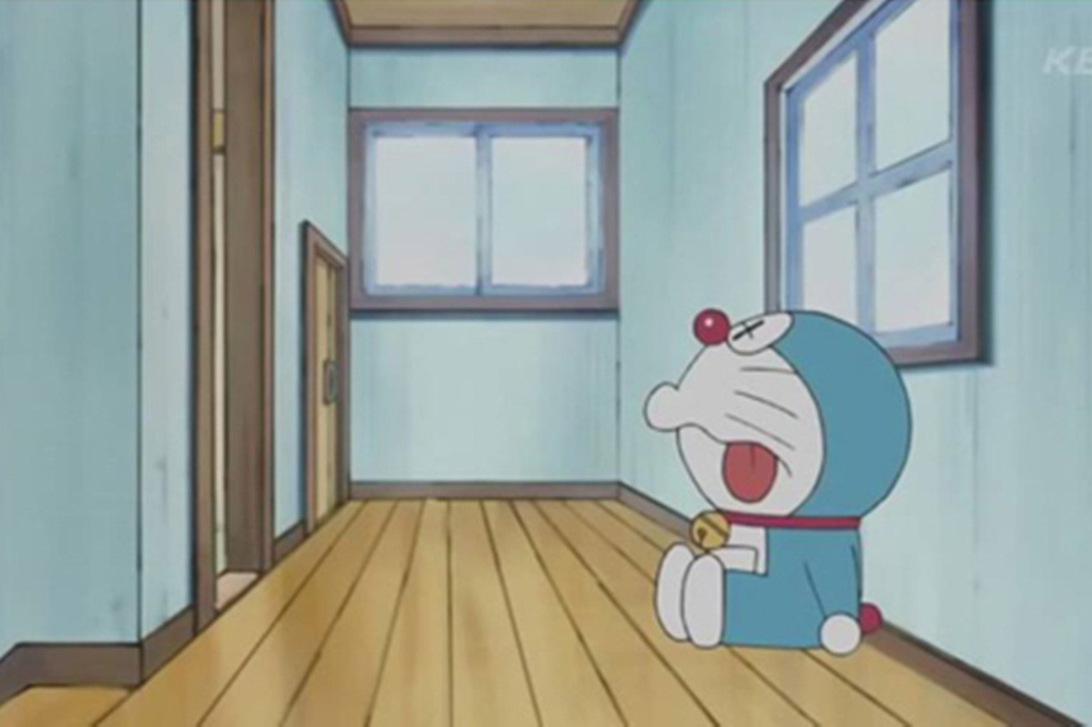doraemon ở hành lang