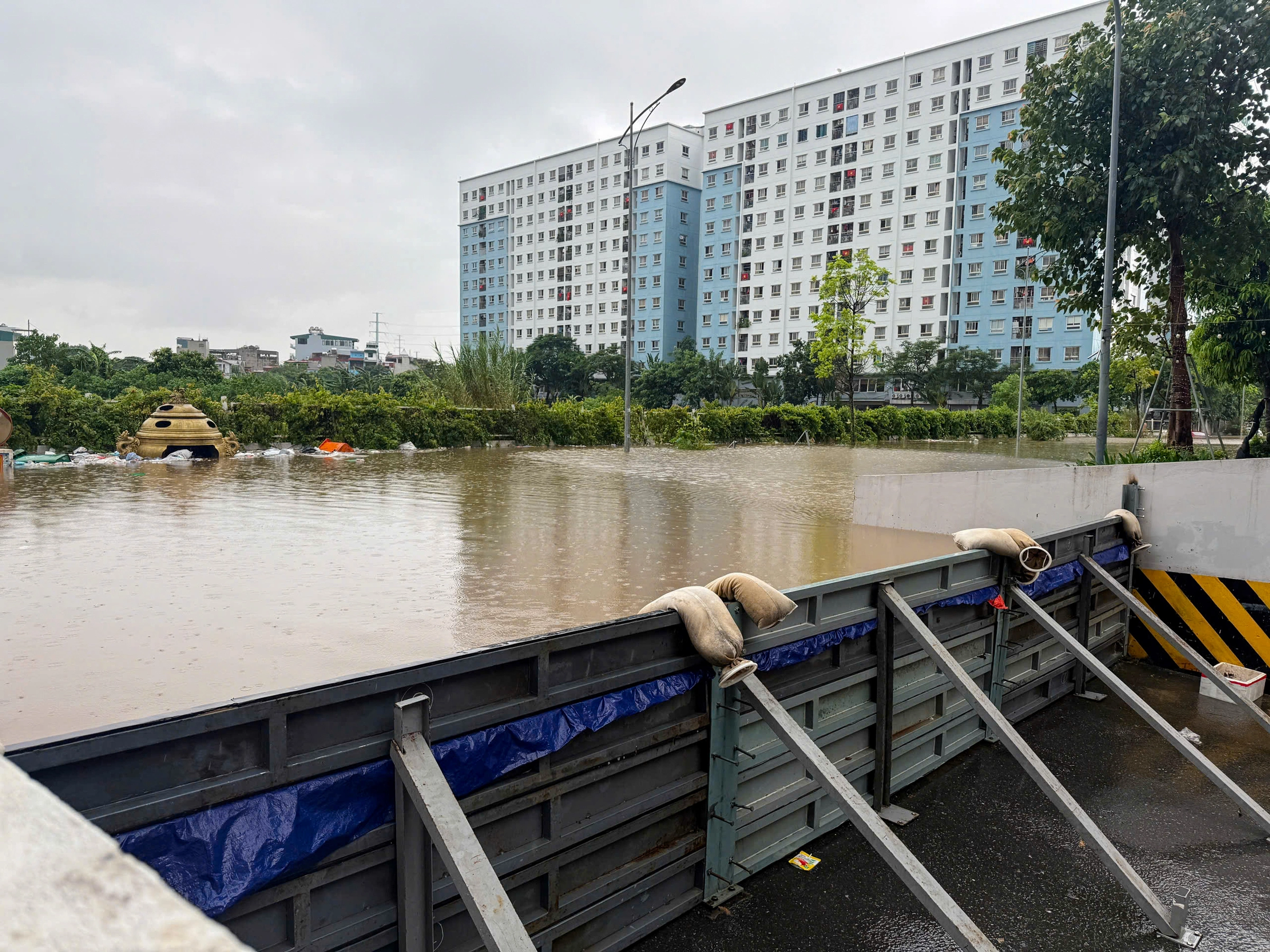 rào chắn ngăn nước ngập