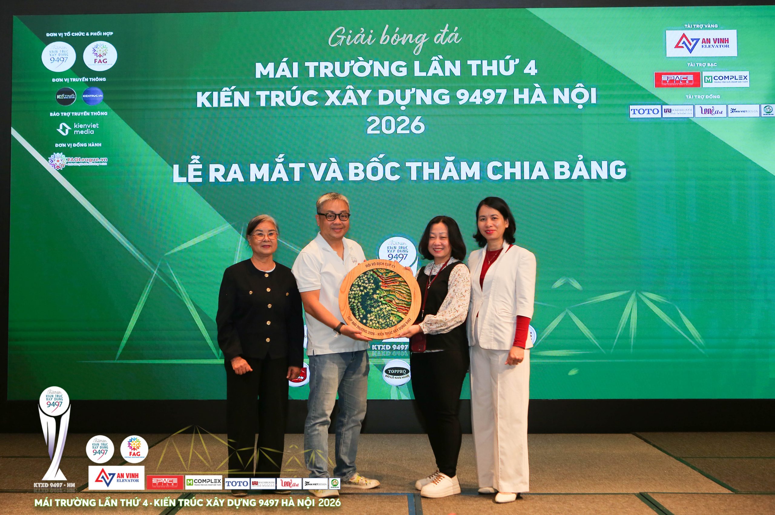 Khai mạc Giải bóng đá Mái trường